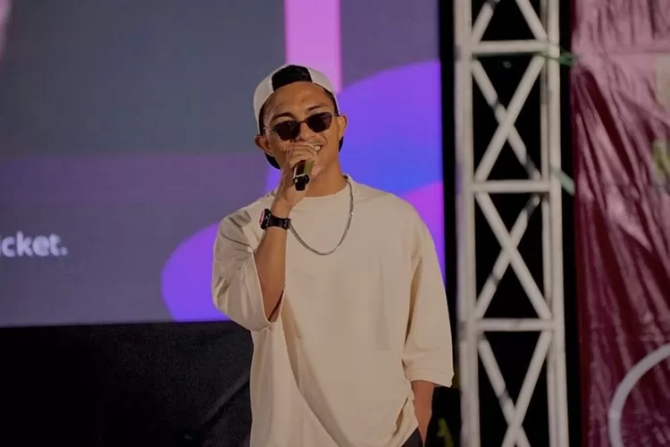 Lirik Lagu Stecu Stecu dari Faris Adam yang Viral di Tiktok